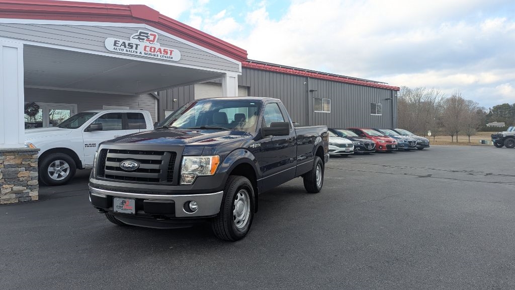 2011 Ford F-150 XL 8-ft. Bed 4WD