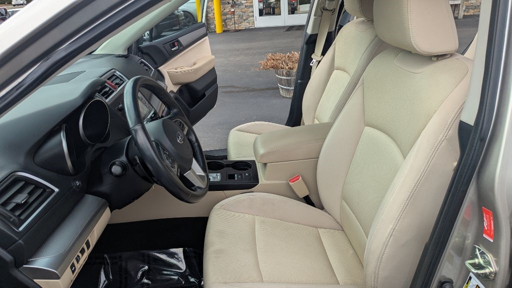 Subaru Legacy 2.5i Premium 2015