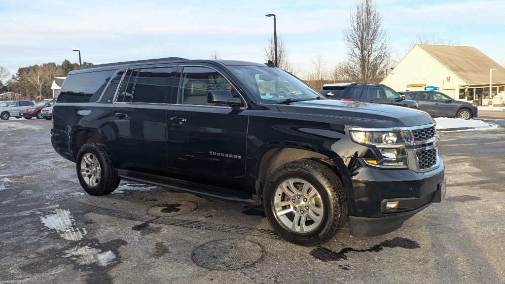 Chevrolet Suburban LT 4WD 2016