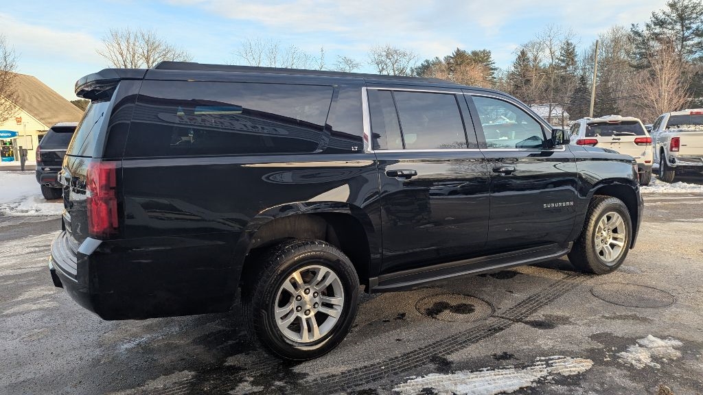 Chevrolet Suburban LT 4WD 2016