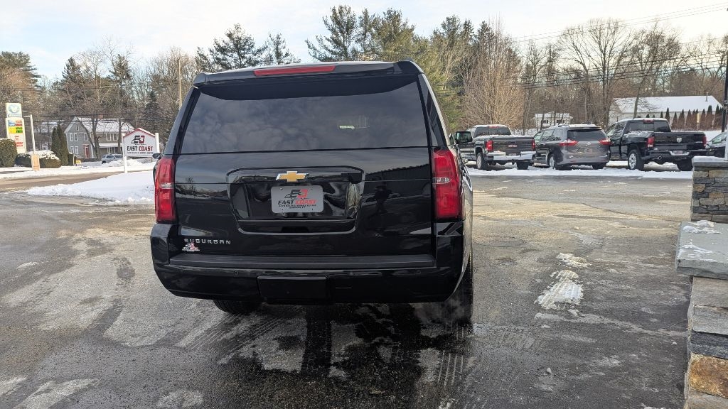 Chevrolet Suburban LT 4WD 2016