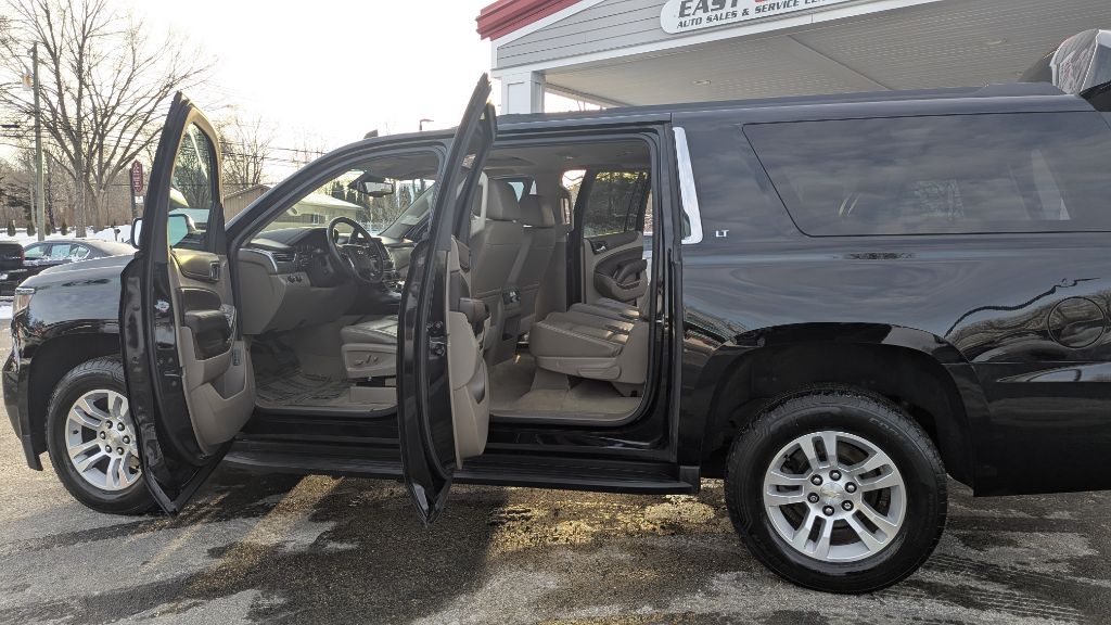 Chevrolet Suburban LT 4WD 2016