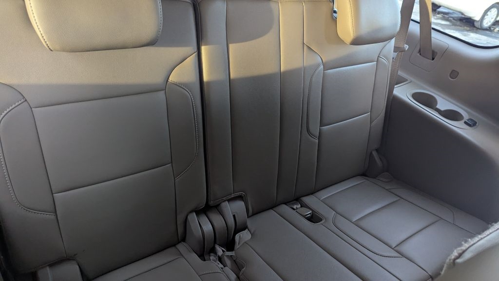 Chevrolet Suburban LT 4WD 2016