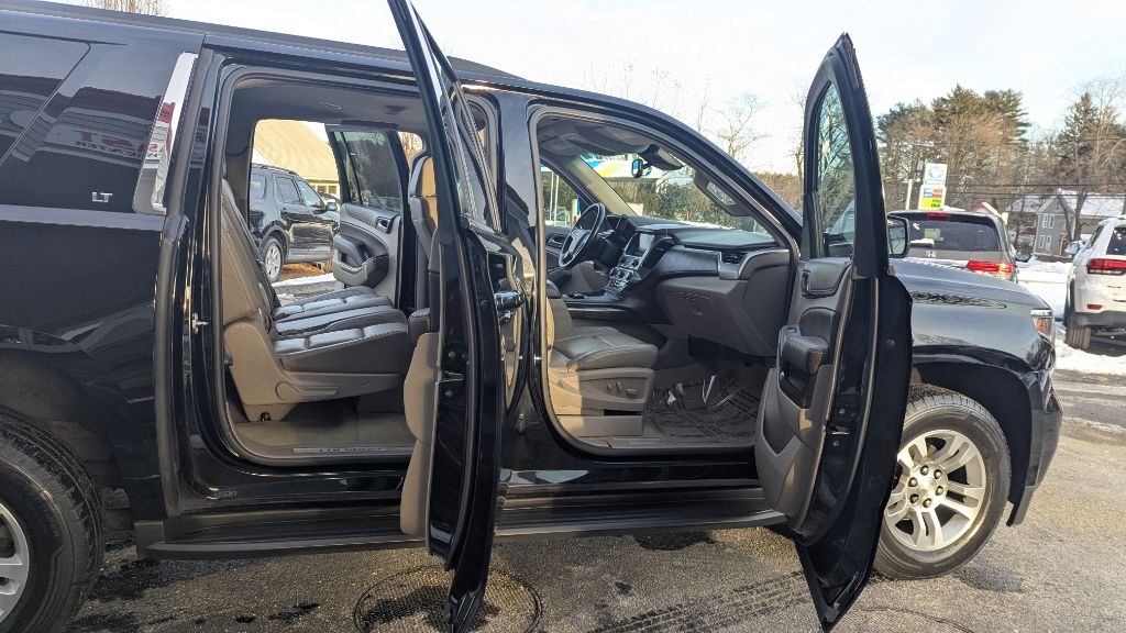 Chevrolet Suburban LT 4WD 2016