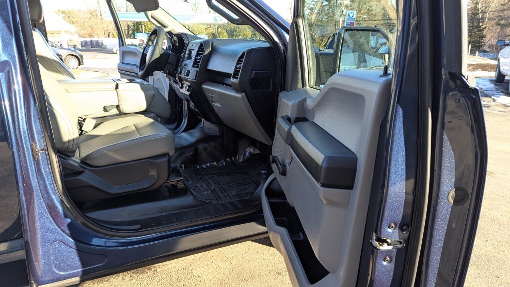 Ford F-150 XL 8-ft. Bed 2WD 2017