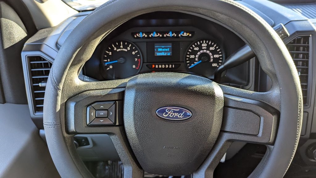 Ford F-150 XL 8-ft. Bed 2WD 2017