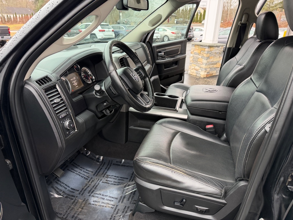 RAM 1500 Sport Quad Cab 4WD 2014