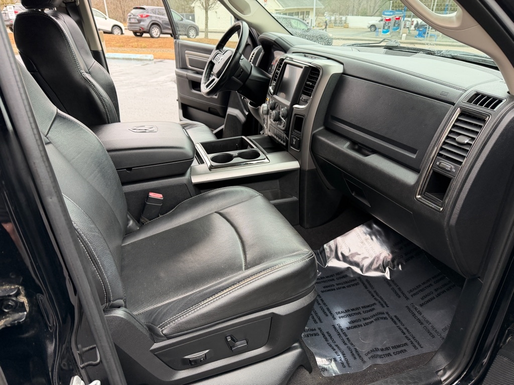 RAM 1500 Sport Quad Cab 4WD 2014