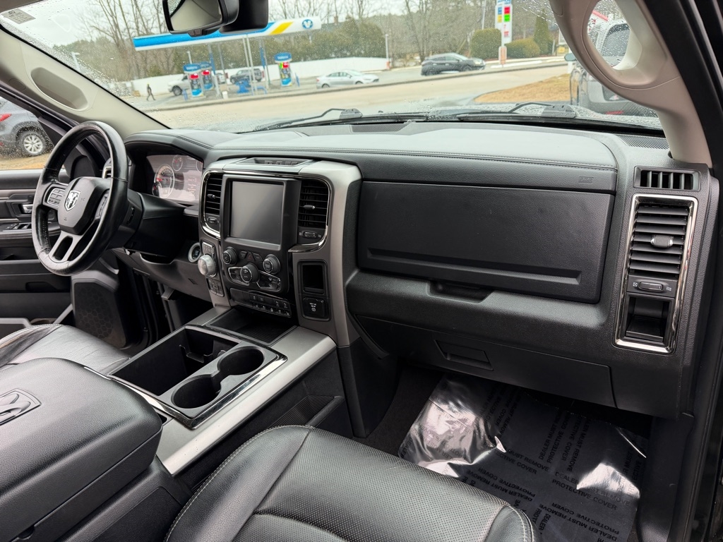 RAM 1500 Sport Quad Cab 4WD 2014