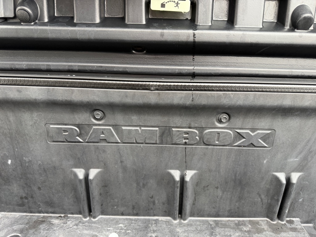 RAM 1500 Sport Quad Cab 4WD 2014