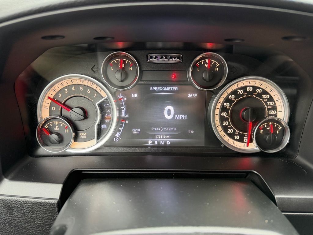 RAM 1500 Sport Quad Cab 4WD 2014