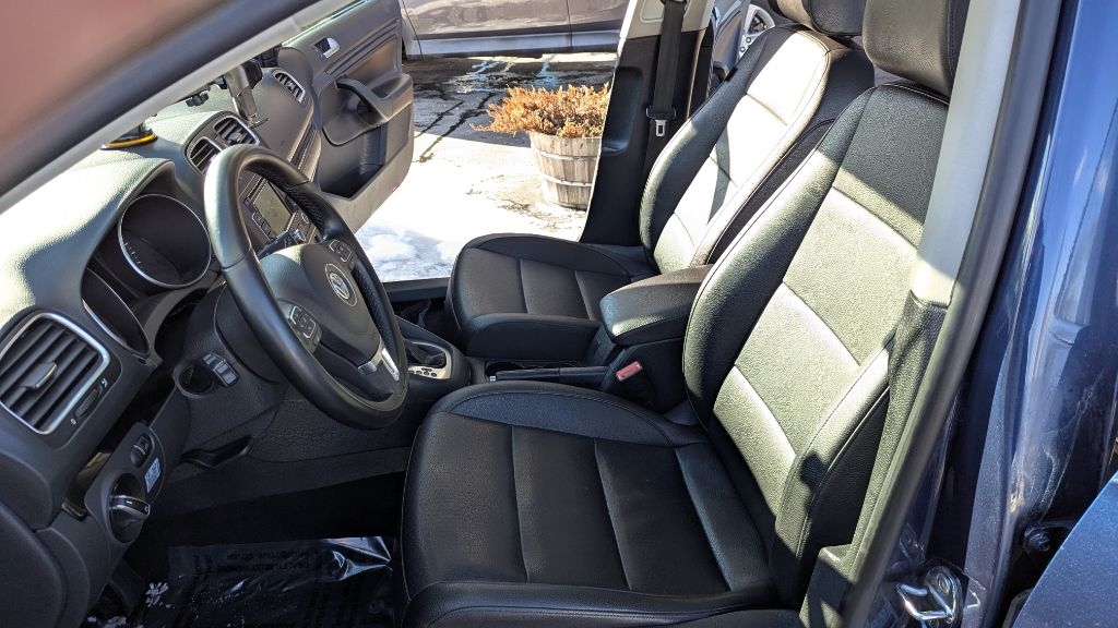 Volkswagen Jetta SportWagen 2.0L TDI 2014