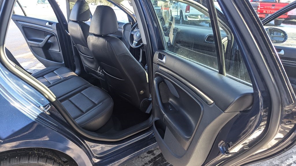 Volkswagen Jetta SportWagen 2.0L TDI 2014