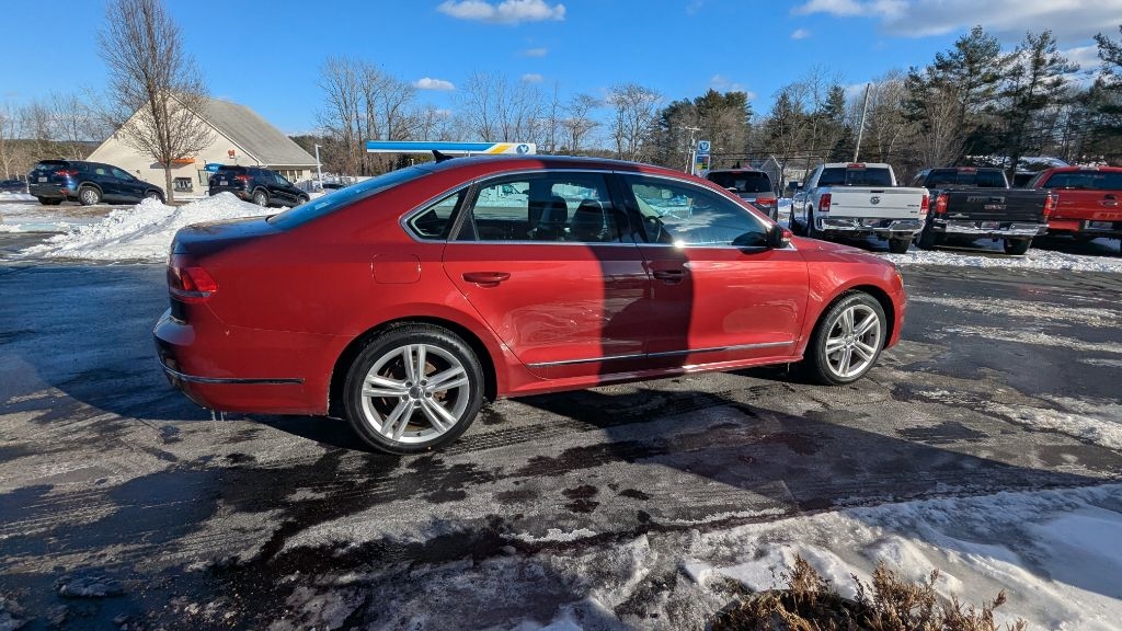 Volkswagen Passat TDI SE 6A w/ Sunroof & Nav 2015
