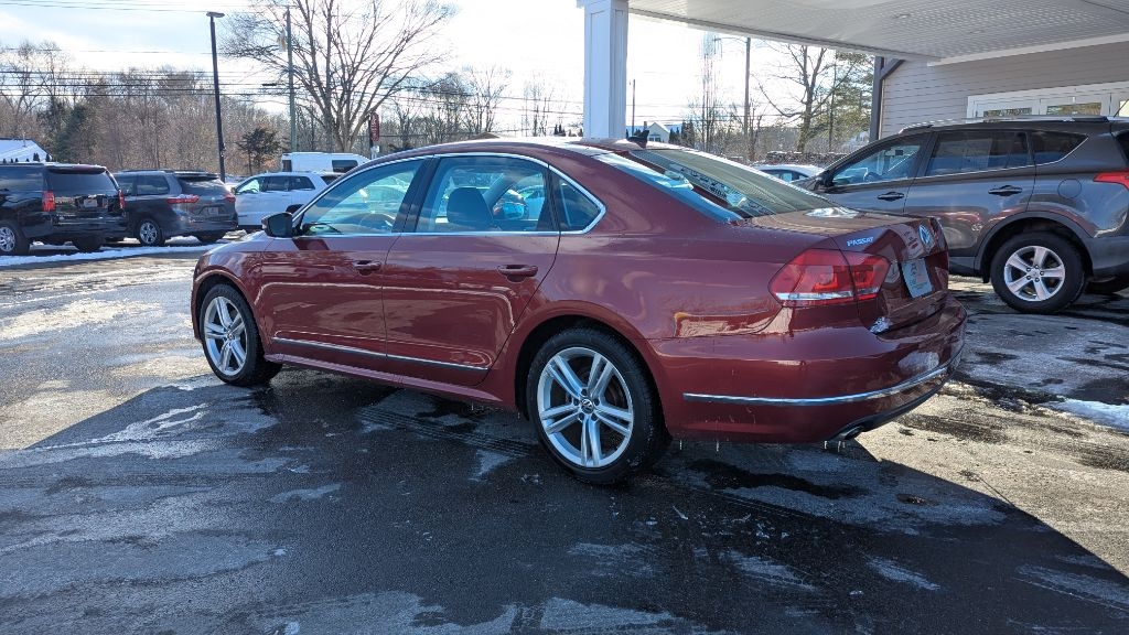 Volkswagen Passat TDI SE 6A w/ Sunroof & Nav 2015