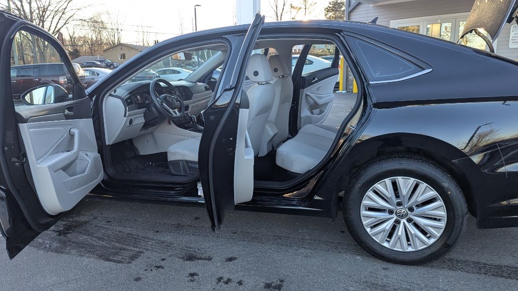 Volkswagen Jetta 1.4T S 8A 2019