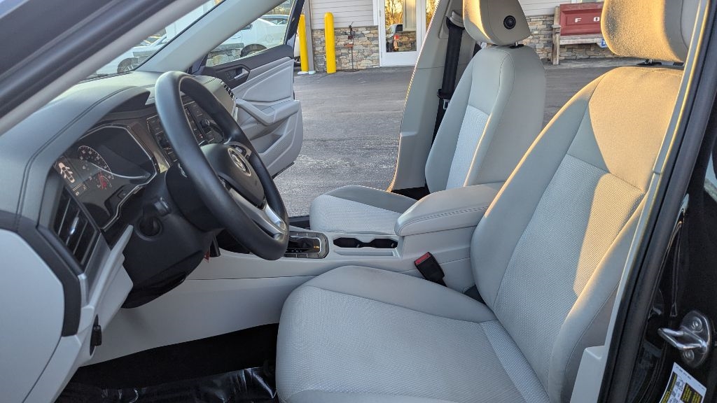 Volkswagen Jetta 1.4T S 8A 2019