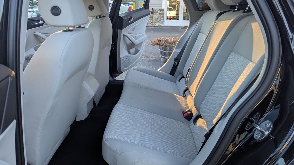 Volkswagen Jetta 1.4T S 8A 2019