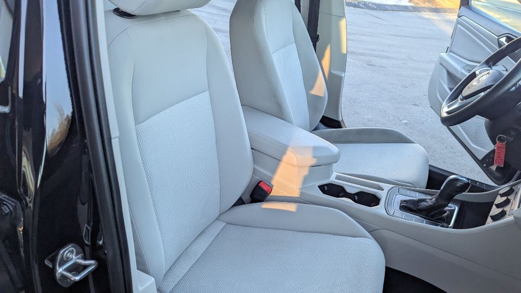 Volkswagen Jetta 1.4T S 8A 2019