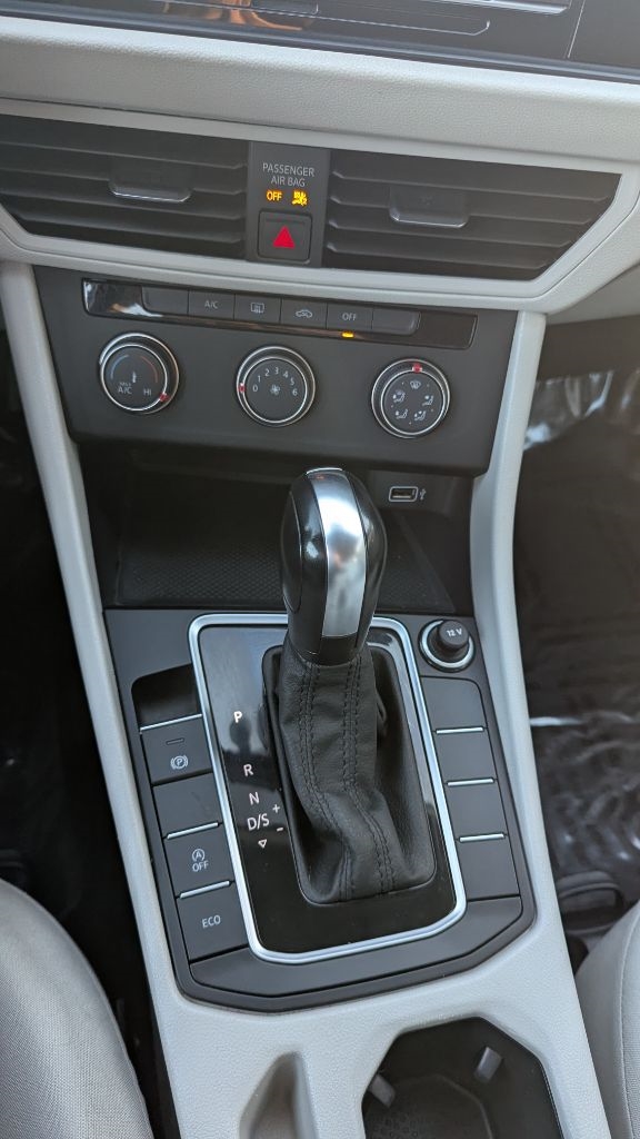 Volkswagen Jetta 1.4T S 8A 2019