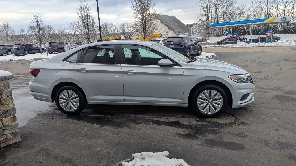 Volkswagen Jetta 1.4T S 6M 2019