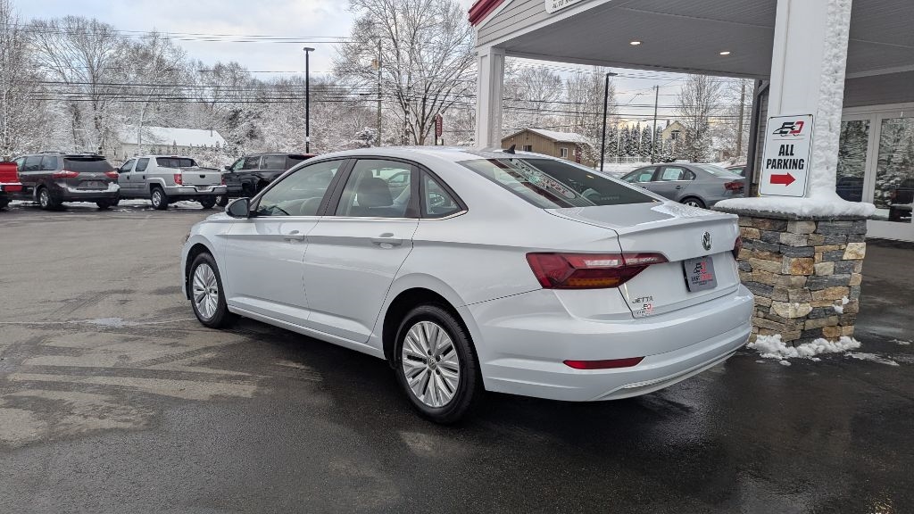 Volkswagen Jetta 1.4T S 6M 2019