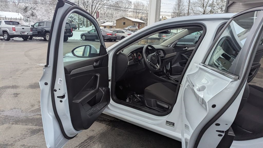 Volkswagen Jetta 1.4T S 6M 2019