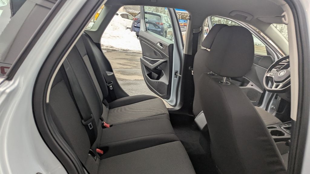 Volkswagen Jetta 1.4T S 6M 2019