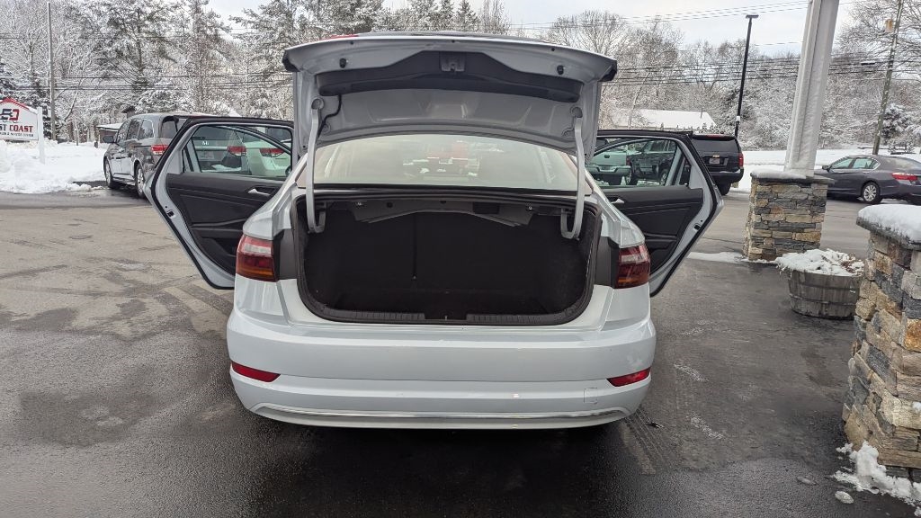 Volkswagen Jetta 1.4T S 6M 2019