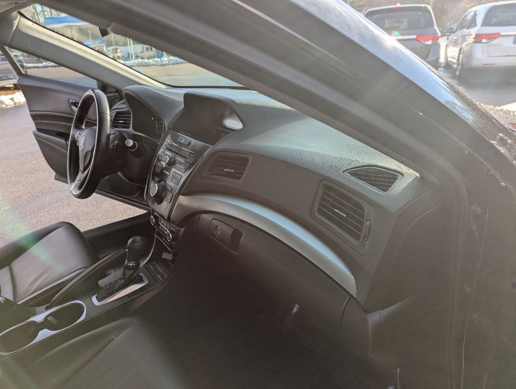 Acura ILX 8-Spd AT Special Edition 2018