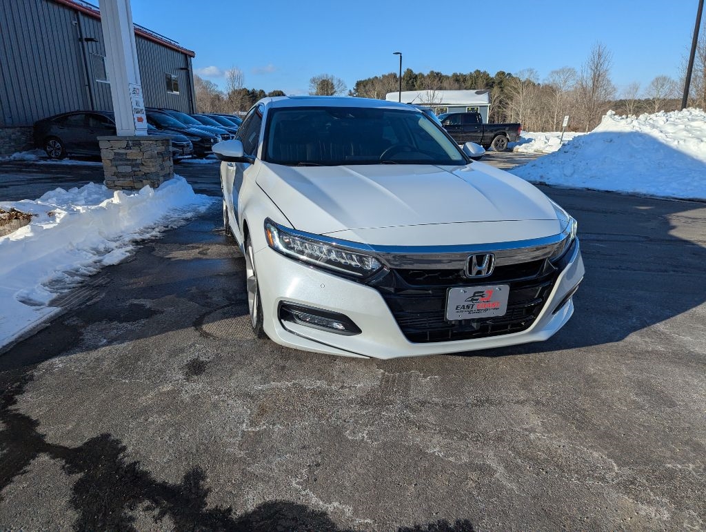 Honda Accord Touring 2.0T 10A 2018