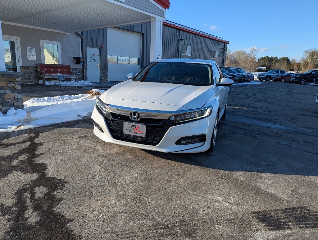 Honda Accord Touring 2.0T 10A 2018