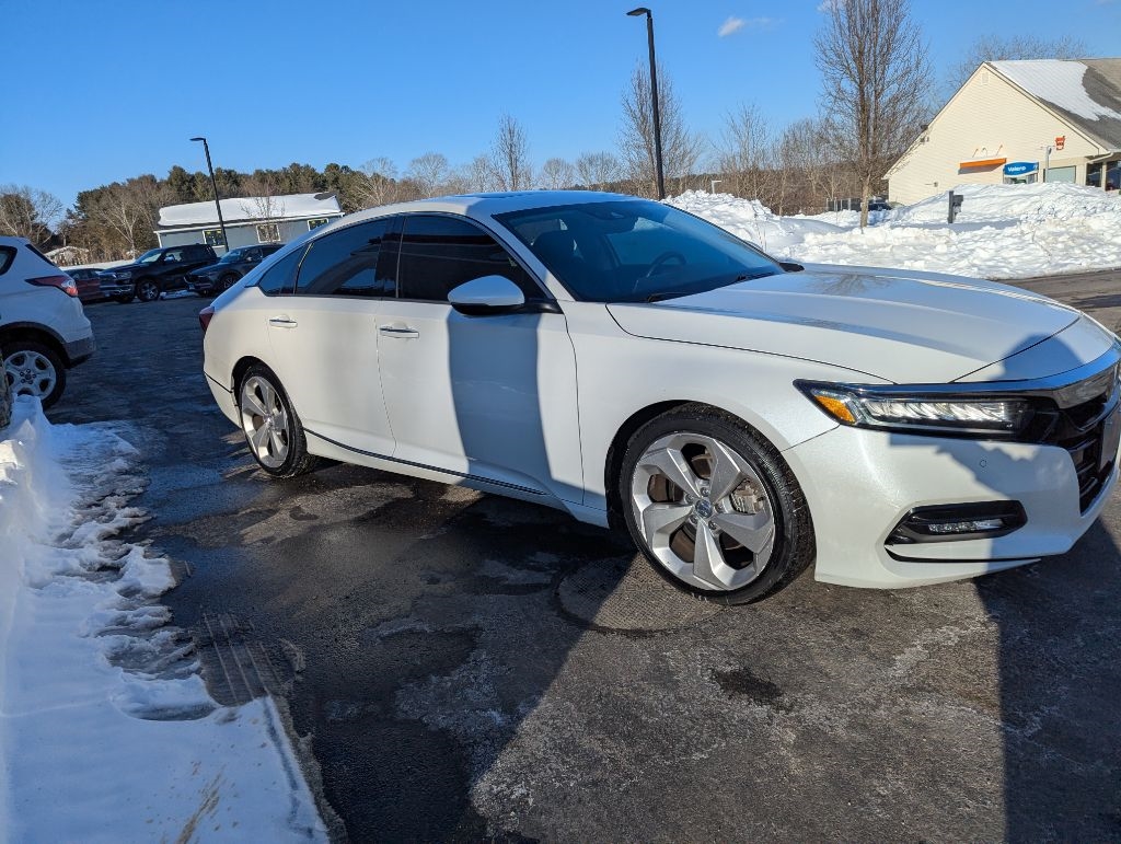 Honda Accord Touring 2.0T 10A 2018