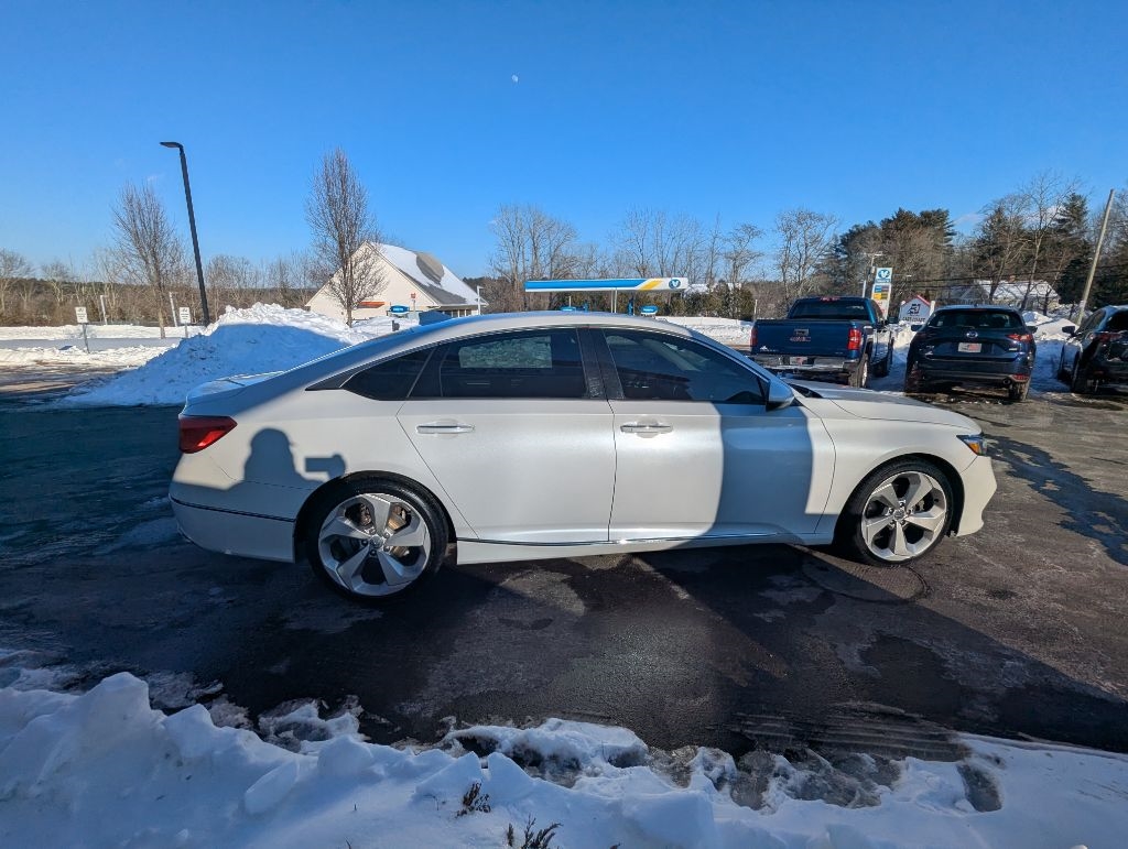 Honda Accord Touring 2.0T 10A 2018