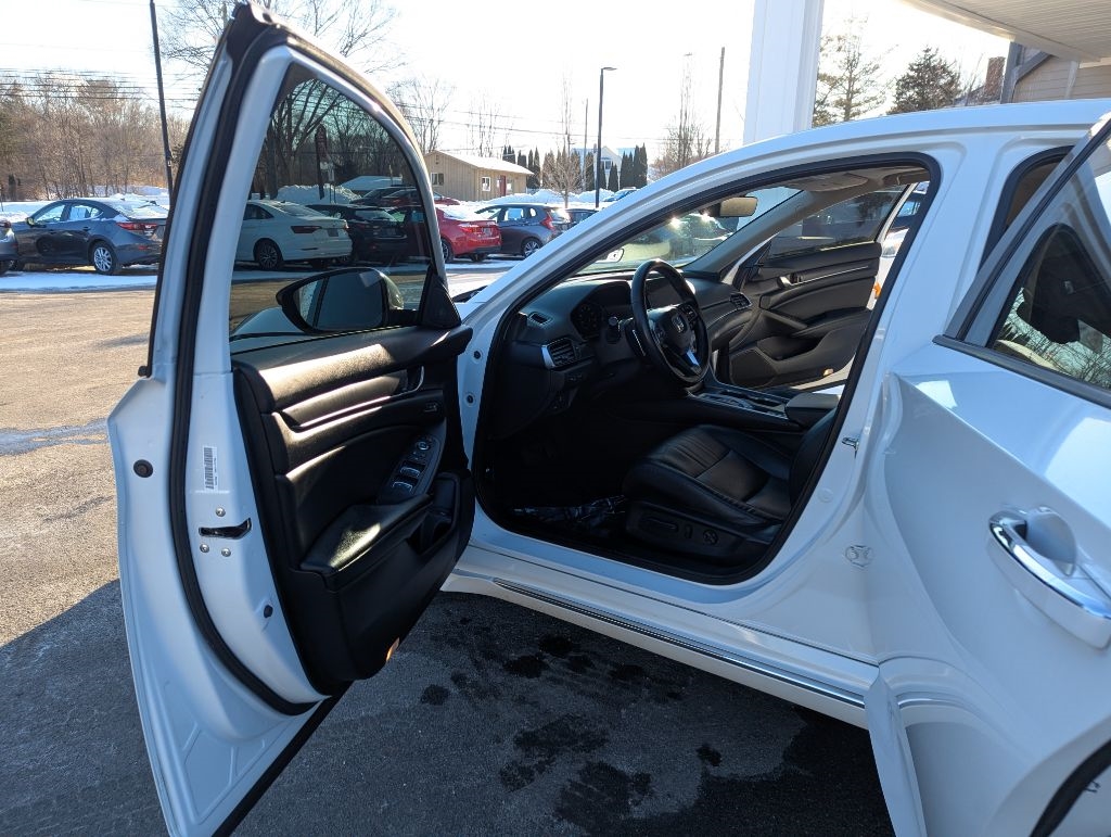 Honda Accord Touring 2.0T 10A 2018