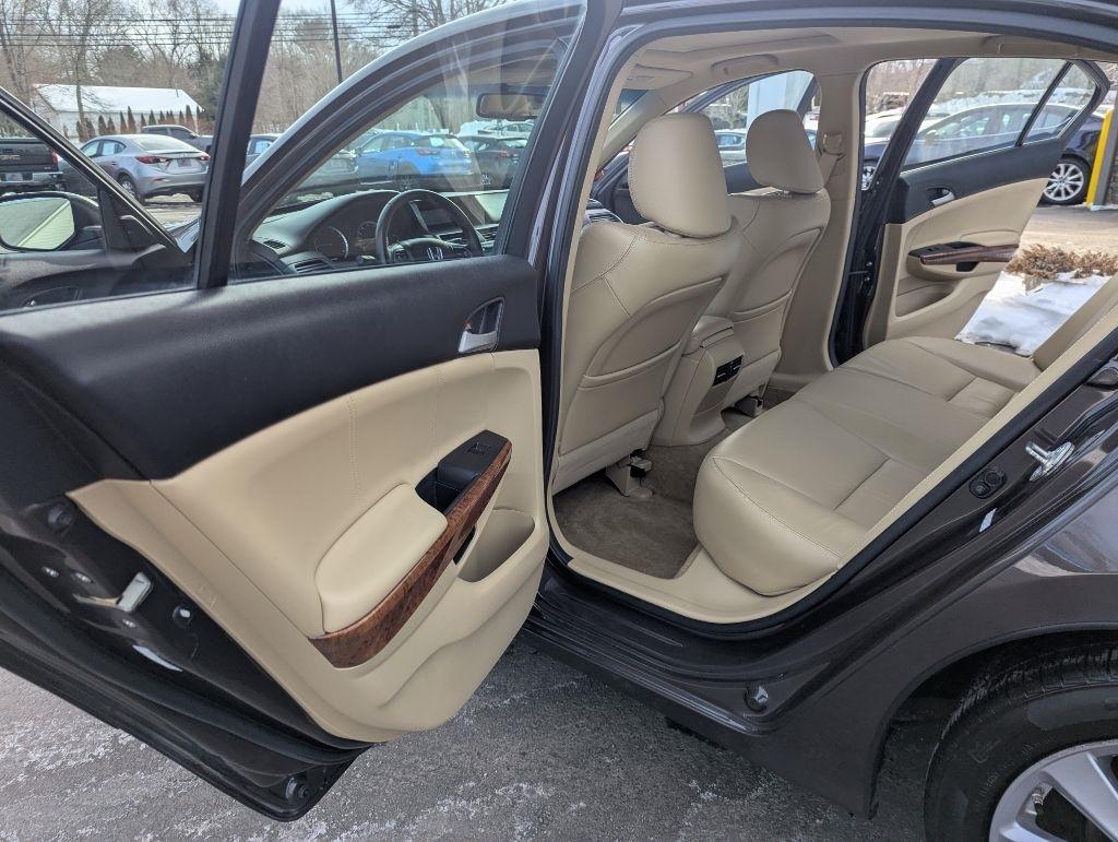 Honda Accord EX-L Sedan AT 2012