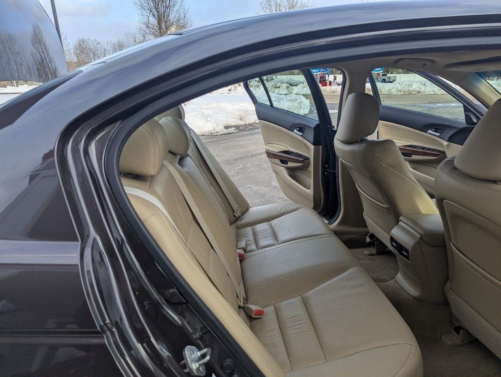 Honda Accord EX-L Sedan AT 2012