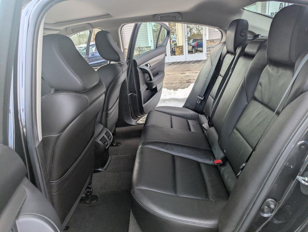 Acura TL 6-Speed AT 2013