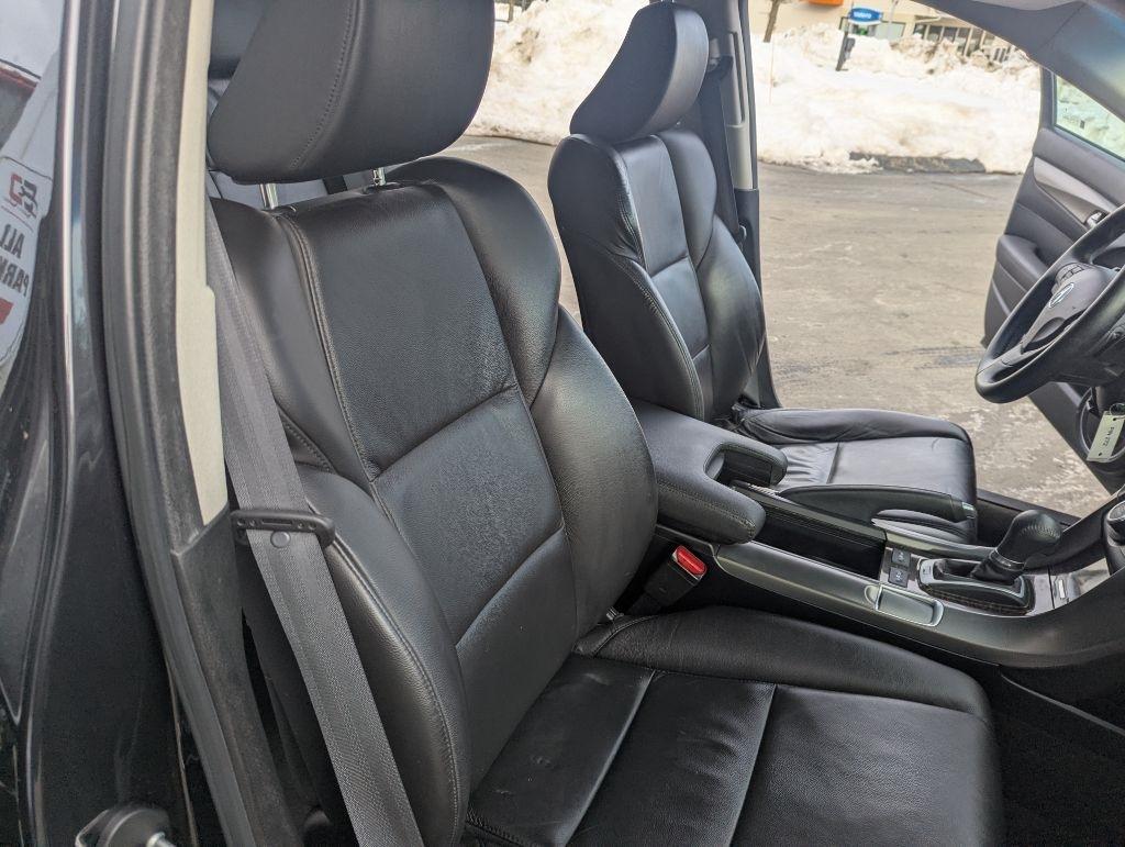 Acura TL 6-Speed AT 2013