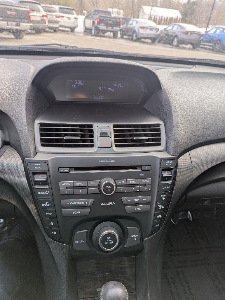 Acura TL 6-Speed AT 2013