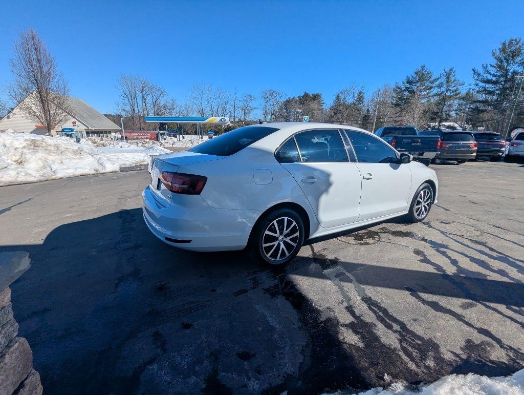 Volkswagen Jetta 1.4T SE 6A 2018