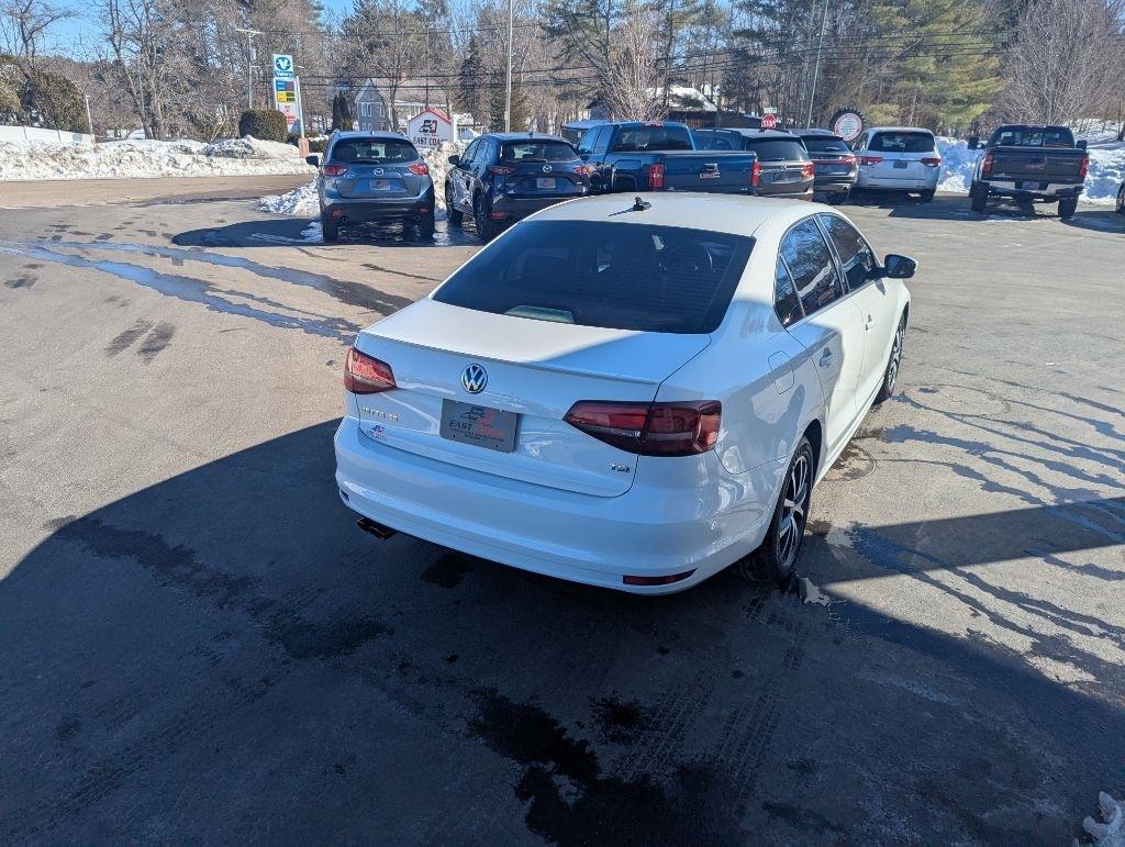 Volkswagen Jetta 1.4T SE 6A 2018