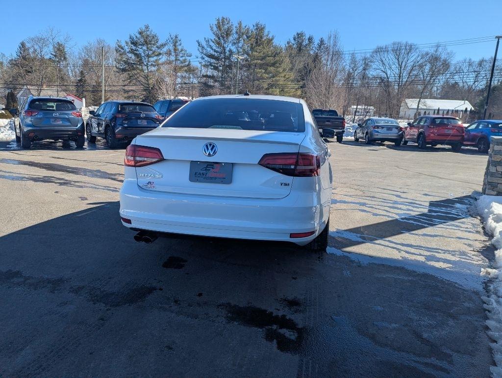 Volkswagen Jetta 1.4T SE 6A 2018