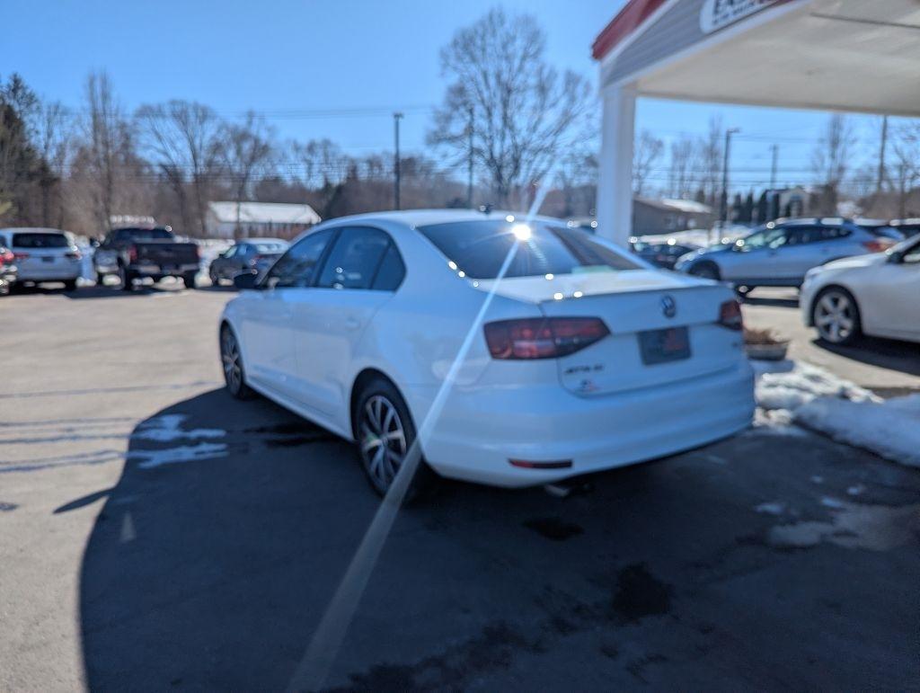 Volkswagen Jetta 1.4T SE 6A 2018