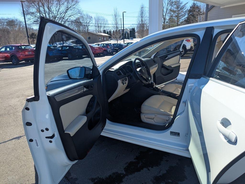 Volkswagen Jetta 1.4T SE 6A 2018