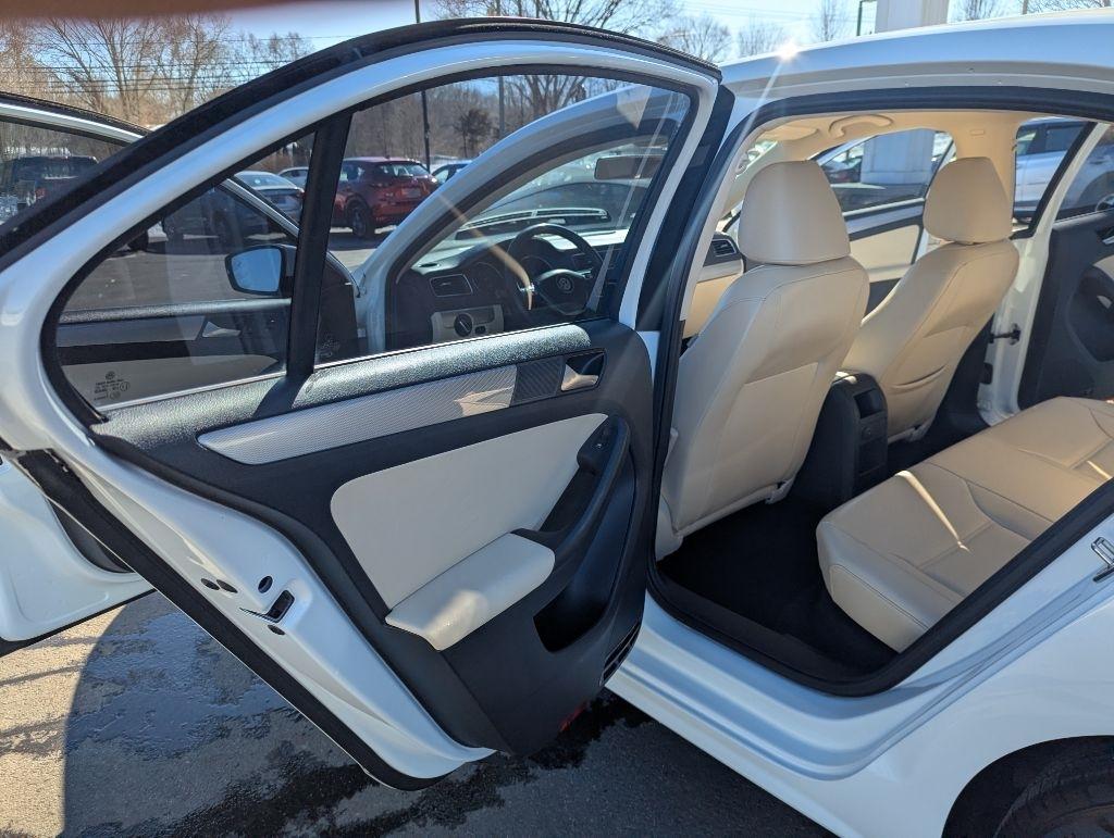 Volkswagen Jetta 1.4T SE 6A 2018