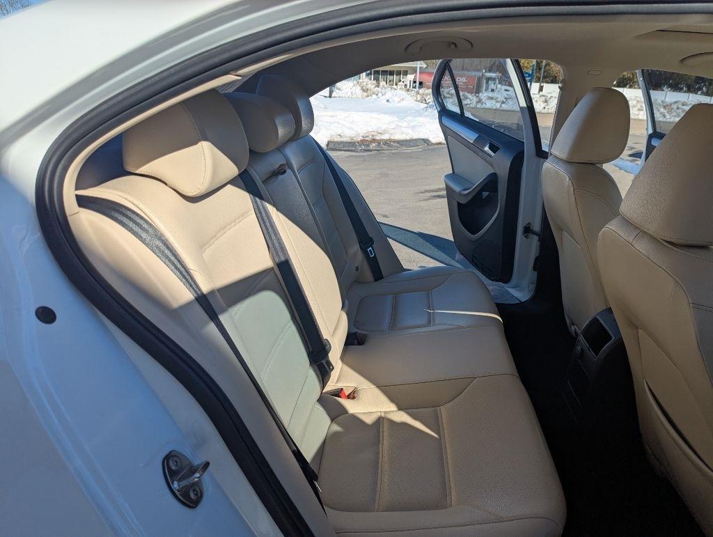 Volkswagen Jetta 1.4T SE 6A 2018