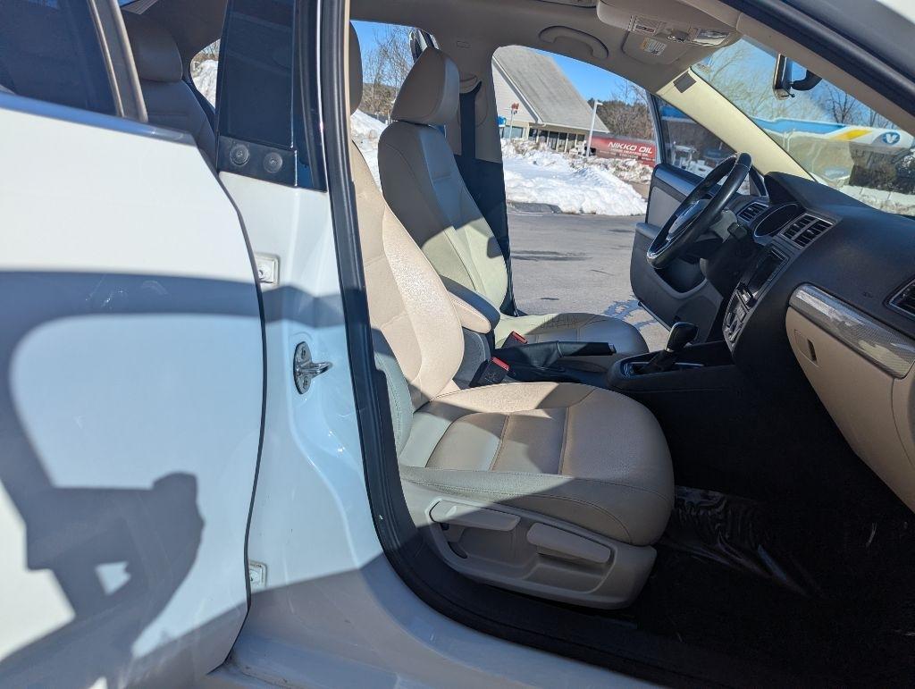 Volkswagen Jetta 1.4T SE 6A 2018