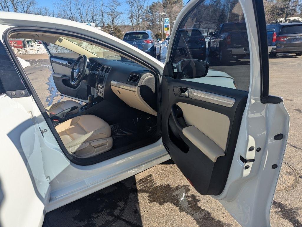 Volkswagen Jetta 1.4T SE 6A 2018