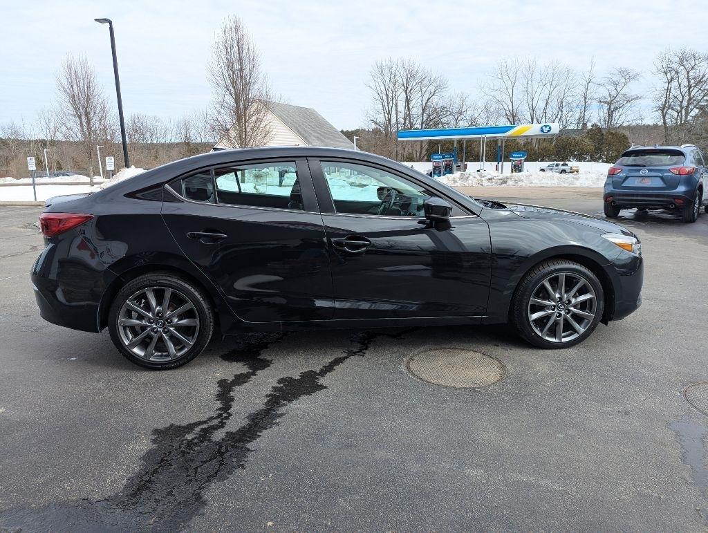 Mazda MAZDA3 s Touring AT 4-Door 2018